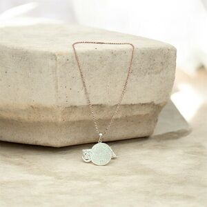 Vintage silver chain with a 925 carat pendant